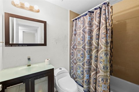 Купить виллу или дом в Майами, Флорида 3 спальни, 123.93м2, № 2026141 - фото 8