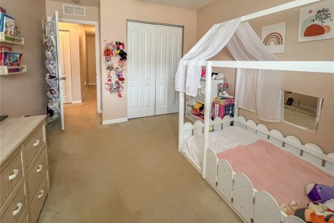 Townhouse in Brandon, Florida 3 bedrooms, 138.98 sq.m. № 2229139 - photo 21