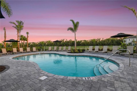 Townhouse in Sarasota, Florida 2 bedrooms, 113.25 sq.m. № 2096440 - photo 29