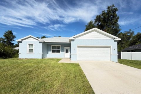 House in Ocala, Florida 3 bedrooms, 132.85 sq.m. № 2359354
