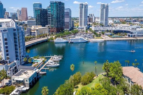 Condo in Tampa, Florida, 2 bedrooms  № 1806832 - photo 2