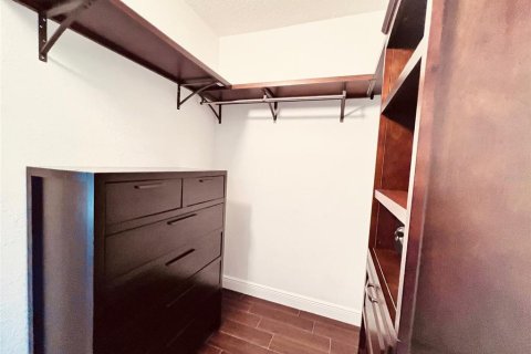 Condo in Tampa, Florida, 2 bedrooms  № 1806832 - photo 26