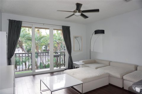 Condo in Tampa, Florida, 2 bedrooms  № 1806832 - photo 16