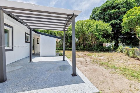 Villa ou maison à vendre à Fort Lauderdale, Floride: 3 chambres, 103.68 m2 № 2262552 - photo 23