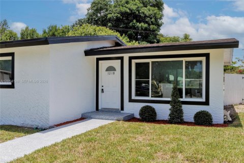 Villa ou maison à vendre à Fort Lauderdale, Floride: 3 chambres, 103.68 m2 № 2262552 - photo 8