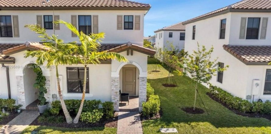 Touwnhouse à Homestead, Floride 3 chambres, 123.37 m2 № 1806448