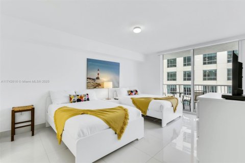 Condominio en venta en Miami, Florida, 1 dormitorio, 76.64 m2 № 1710546 - foto 11