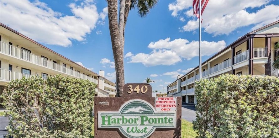 Condo in Dunedin, Florida, 2 bedrooms № 1773415