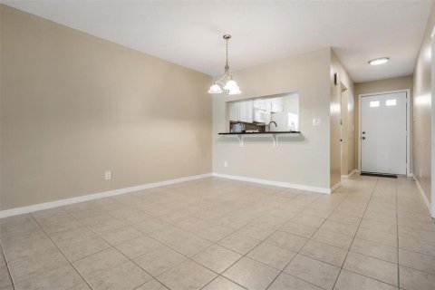 Condo in Dunedin, Florida, 2 bedrooms  № 1773415 - photo 13