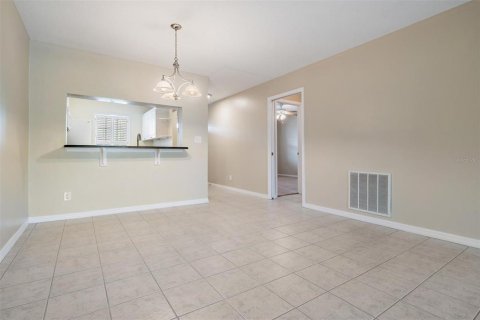 Condo in Dunedin, Florida, 2 bedrooms  № 1773415 - photo 12