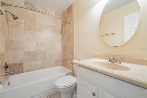 Condo in Dunedin, Florida, 2 bedrooms  № 1773415 - photo 23