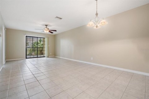 Condo in Dunedin, Florida, 2 bedrooms  № 1773415 - photo 15