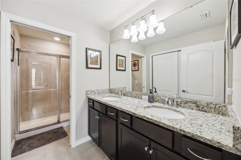 Touwnhouse à vendre à Davenport, Floride: 5 chambres, 211.91 m2 № 2408227 - photo 25