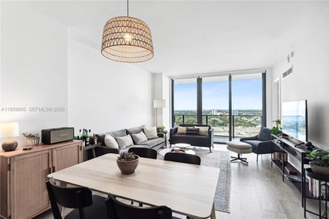 Condo in Miami, Florida, 1 bedroom  № 2027393 - photo 4