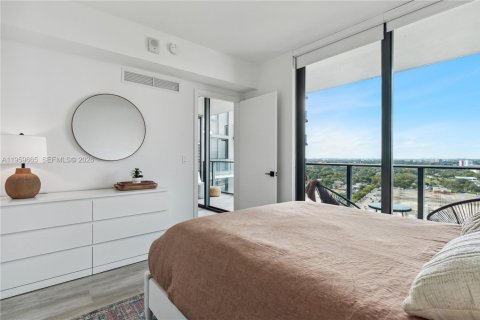 Condo in Miami, Florida, 1 bedroom  № 2027393 - photo 10