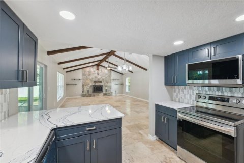 House in Crystal River, Florida 2 bedrooms, 152.36 sq.m. № 1771096 - photo 13