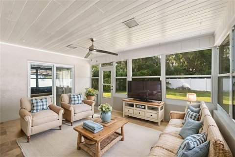 House in Crystal River, Florida 2 bedrooms, 152.36 sq.m. № 1771096 - photo 27
