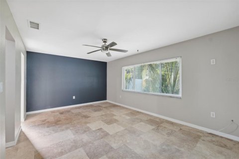 House in Crystal River, Florida 2 bedrooms, 152.36 sq.m. № 1771096 - photo 16