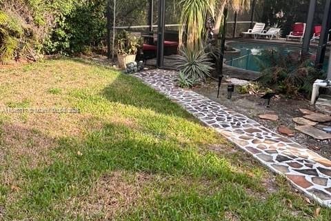 House in Miami, Florida 4 bedrooms, 150.69 sq.m. № 1845989 - photo 13