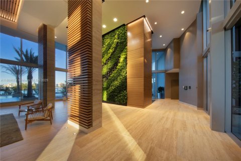 Condo in North Miami Beach, Florida, 2 bedrooms  № 1959717 - photo 7