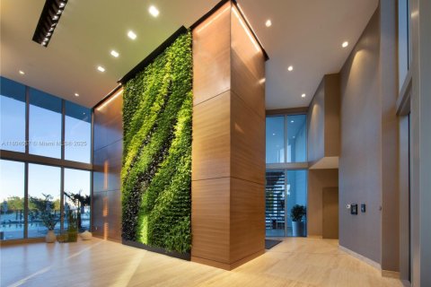 Condo in North Miami Beach, Florida, 2 bedrooms  № 1959717 - photo 6