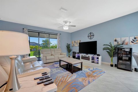 House in Bradenton, Florida 3 bedrooms, 187.29 sq.m. № 1549557 - photo 24