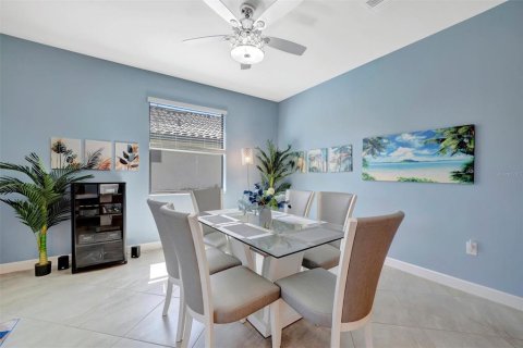 House in Bradenton, Florida 3 bedrooms, 187.29 sq.m. № 1549557 - photo 23
