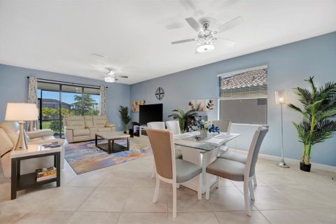 House in Bradenton, Florida 3 bedrooms, 187.29 sq.m. № 1549557 - photo 22