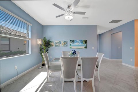 House in Bradenton, Florida 3 bedrooms, 187.29 sq.m. № 1549557 - photo 25