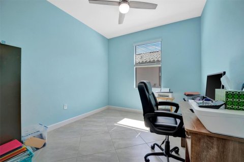House in Bradenton, Florida 3 bedrooms, 187.29 sq.m. № 1549557 - photo 27