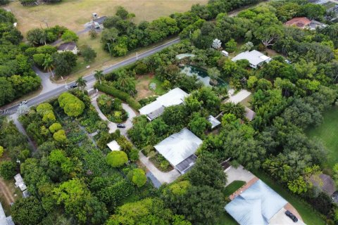 Casa en venta en Homestead, Florida, 6 dormitorios, 442.96 m2 № 1748834 - foto 12