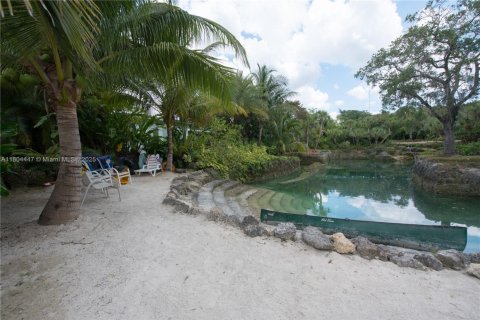 Casa en venta en Homestead, Florida, 6 dormitorios, 442.96 m2 № 1748834 - foto 29