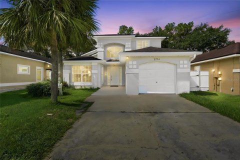 House in Kissimmee, Florida 3 bedrooms, 148.46 sq.m. № 2232077