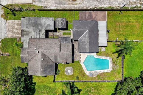 House in Tampa, Florida 3 bedrooms, 136.75 sq.m. № 1871006 - photo 3