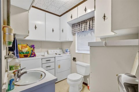 House in Tampa, Florida 3 bedrooms, 136.75 sq.m. № 1871006 - photo 23