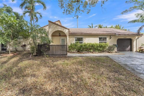 House in Cooper City, Florida 3 bedrooms, 178.65 sq.m. № 2043288 - photo 3