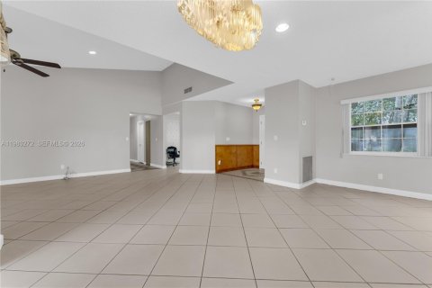 House in Cooper City, Florida 3 bedrooms, 178.65 sq.m. № 2043288 - photo 26