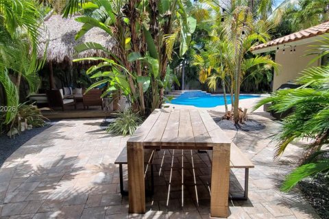 Villa ou maison à vendre à Deerfield Beach, Floride: 3 chambres, 136.38 m2 № 2024892 - photo 10