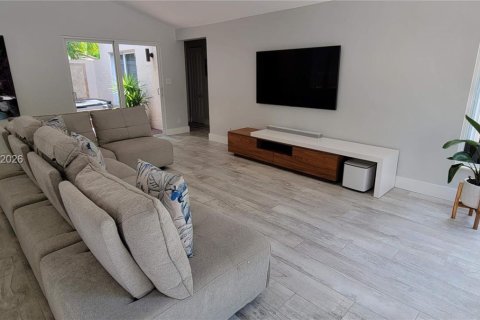 Villa ou maison à vendre à Deerfield Beach, Floride: 3 chambres, 136.38 m2 № 2024892 - photo 21