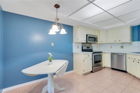Condominio en venta en Orlando, Florida, 2 dormitorios, 128.21 m2 № 1658775 - foto 14
