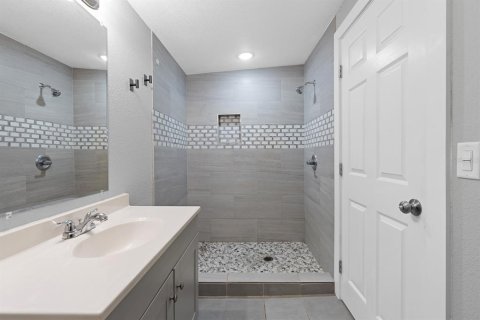 Casa en venta en Thonotosassa, Florida, 3 dormitorios, 142.05 m2 № 2197474 - foto 27