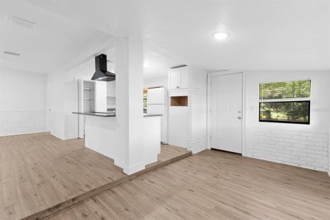 Casa en venta en Thonotosassa, Florida, 3 dormitorios, 142.05 m2 № 2197474 - foto 16