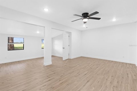 Casa en venta en Thonotosassa, Florida, 3 dormitorios, 142.05 m2 № 2197474 - foto 8