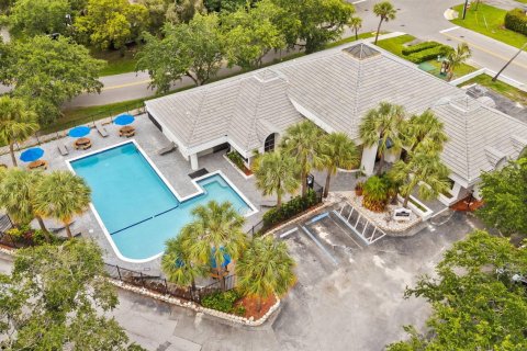 Condominio en venta en Fort Lauderdale, Florida, 2 dormitorios, 79.71 m2 № 2154141 - foto 25