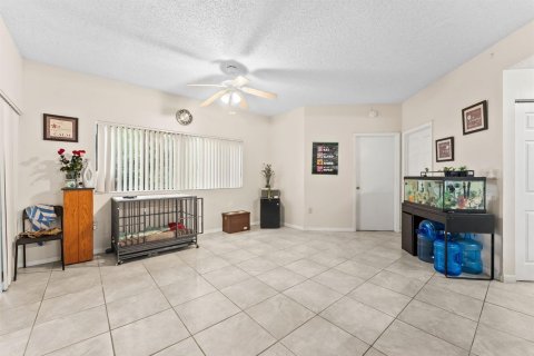 Condominio en venta en Fort Lauderdale, Florida, 2 dormitorios, 79.71 m2 № 2154141 - foto 12