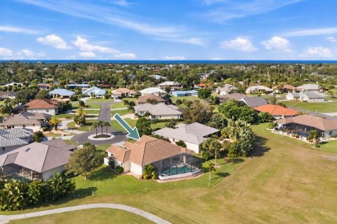 House in Placida, Florida 2 bedrooms, 188.87 sq.m. № 2396195 - photo 23