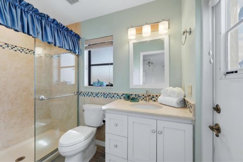 House in Placida, Florida 2 bedrooms, 188.87 sq.m. № 2396195 - photo 8