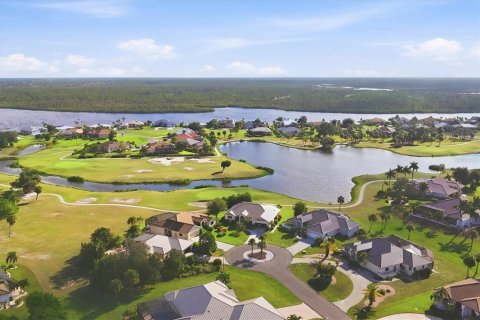 House in Placida, Florida 2 bedrooms, 188.87 sq.m. № 2396195 - photo 27