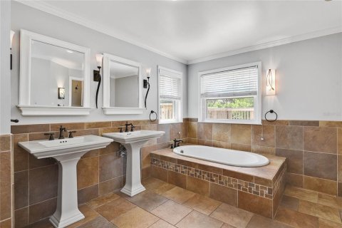 Casa en alquiler en Winter Park, Florida, 4 dormitorios, 223.52 m2 № 1796503 - foto 22