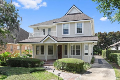 Casa en alquiler en Winter Park, Florida, 4 dormitorios, 223.52 m2 № 1796503 - foto 1